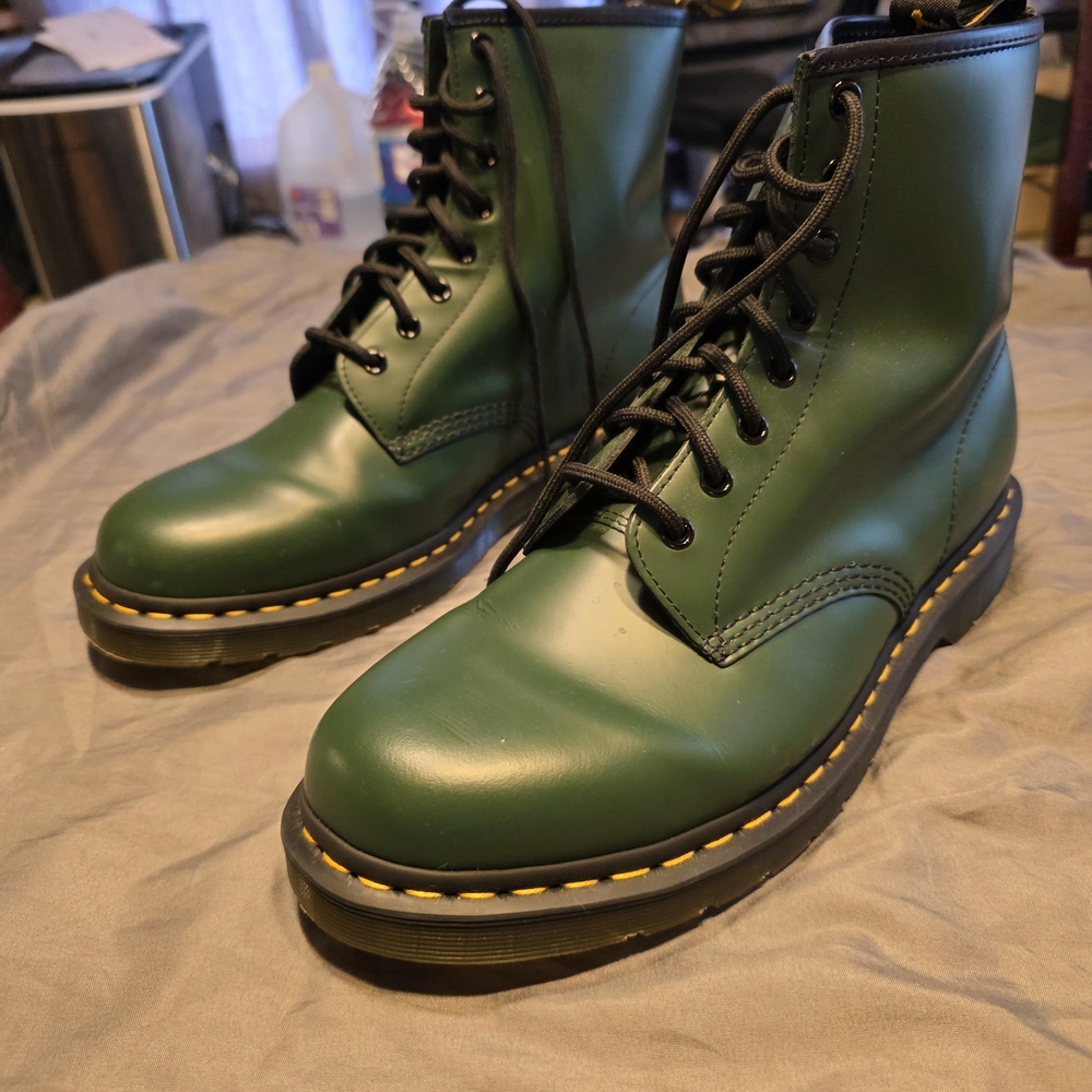 Dr.Martens 1460 Smoothe Leather Boots Green Mens Size 11